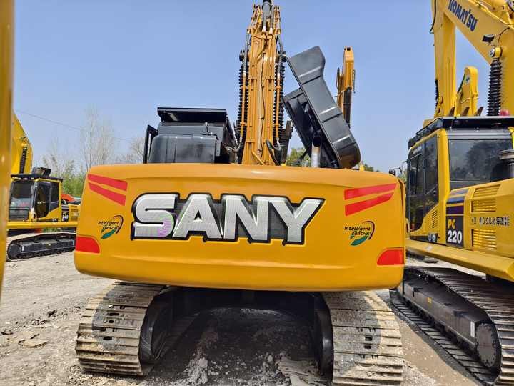 USED SANY 215C Excavator 20tons Excavator with Good Condition for Sale - מחפר סורק: תמונה 4 USED SANY 215C Excavator 20tons Excavator with Good Condition for Sale - מחפר סורק: תמונה 4