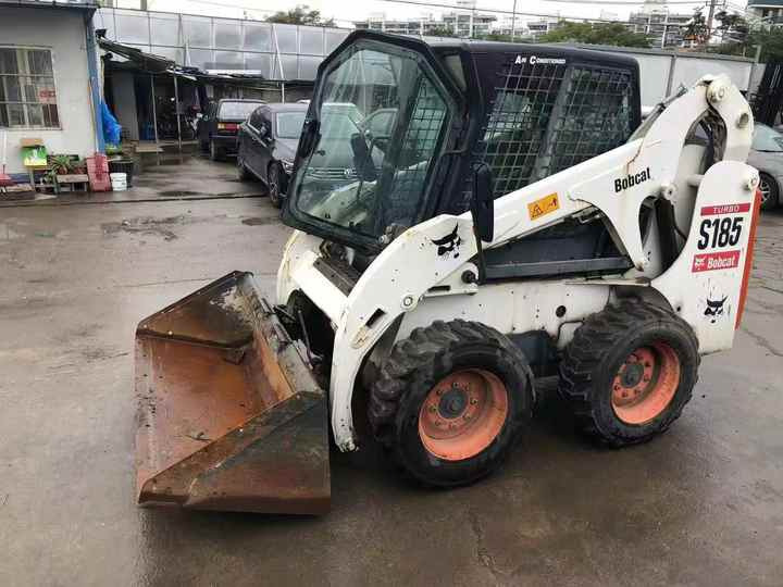 Used Bob Cat Bob Cat S185 Used Mini Skid Steer Wheel Loader Multifunctional Track Loaders Bobcat - מעמיס היגוי החלקה: תמונה 3 Used Bob Cat Bob Cat S185 Used Mini Skid Steer Wheel Loader Multifunctional Track Loaders Bobcat - מעמיס היגוי החלקה: תמונה 3