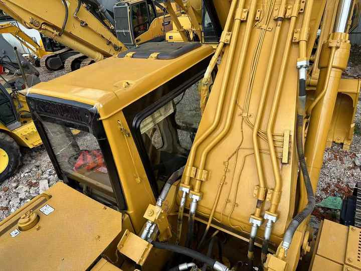 Used Caterpillar 330B Excavator Original Japan Brand Caterpillar 312 315 320 330 336 Excavator on Sale - מחפר סורק: תמונה 4 Used Caterpillar 330B Excavator Original Japan Brand Caterpillar 312 315 320 330 336 Excavator on Sale - מחפר סורק: תמונה 4