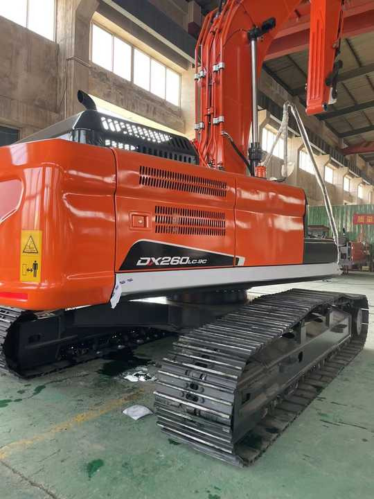Used Digger DOOSAN DX260 Construction Machinery Construction Digger Used DOOSAN DX260 Cheap Excavator - מחפר סורק: תמונה 2 Used Digger DOOSAN DX260 Construction Machinery Construction Digger Used DOOSAN DX260 Cheap Excavator - מחפר סורק: תמונה 2