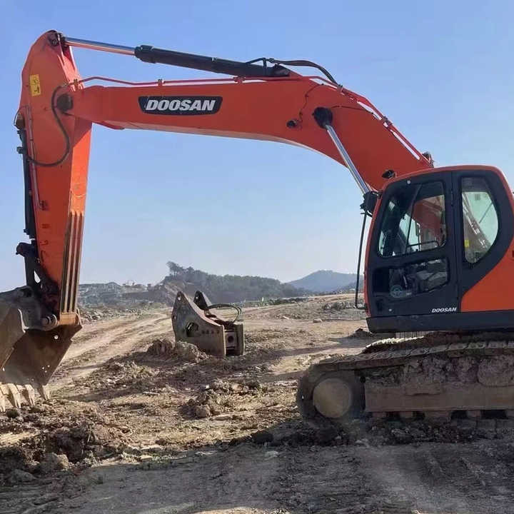 Used Excavator Doosan DX380 Excavators Mini Equipment Earth Moving Machinery Doosan Digger Excavator for Sale - מחפר: תמונה 3 Used Excavator Doosan DX380 Excavators Mini Equipment Earth Moving Machinery Doosan Digger Excavator for Sale - מחפר: תמונה 3