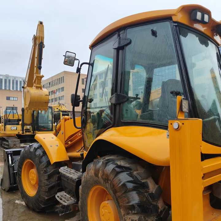 Used Heavy Construction Equipment Original Jcb 4cx Second Hand Backhoe Loader Used Machine Hot Sale - מחפרון: תמונה 4 Used Heavy Construction Equipment Original Jcb 4cx Second Hand Backhoe Loader Used Machine Hot Sale - מחפרון: תמונה 4