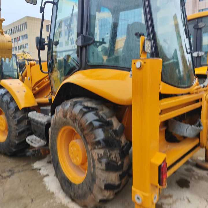 Used Heavy Construction Equipment Original Jcb 4cx Second Hand Backhoe Loader Used Machine Hot Sale - מחפרון: תמונה 2 Used Heavy Construction Equipment Original Jcb 4cx Second Hand Backhoe Loader Used Machine Hot Sale - מחפרון: תמונה 2