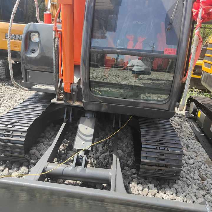 Used Original Japan Brand Hitachi Zx60 Excavator for Sale - מחפר סורק: תמונה 3 Used Original Japan Brand Hitachi Zx60 Excavator for Sale - מחפר סורק: תמונה 3