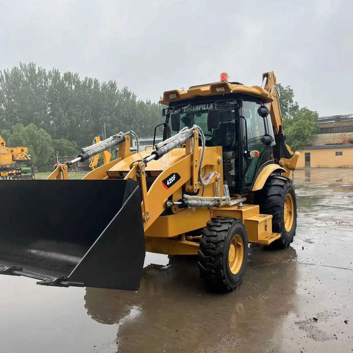 Used Wheel Loader CAT420F Caterpillar 420F Construction Machinery Mini Wheel Skid Steer Loader in Stock - מחפרון: תמונה 1 Used Wheel Loader CAT420F Caterpillar 420F Construction Machinery Mini Wheel Skid Steer Loader in Stock - מחפרון: תמונה 1