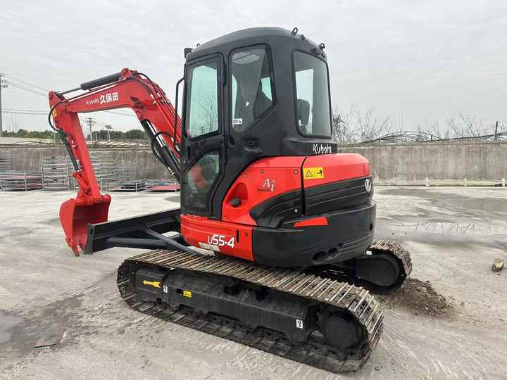 Well-Maintained Kubota U55 Second Hand Machine | No Major Repairs | Price Negotiable - מיני מחפר: תמונה 3 Well-Maintained Kubota U55 Second Hand Machine | No Major Repairs | Price Negotiable - מיני מחפר: תמונה 3