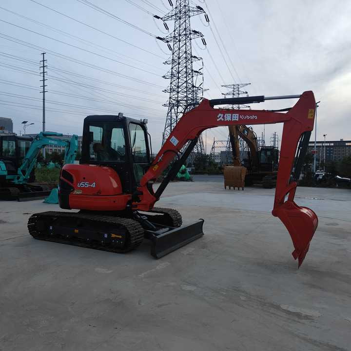 Well-Maintained Kubota U55 Second Hand Machine | No Major Repairs | Price Negotiable - מיני מחפר: תמונה 4 Well-Maintained Kubota U55 Second Hand Machine | No Major Repairs | Price Negotiable - מיני מחפר: תמונה 4