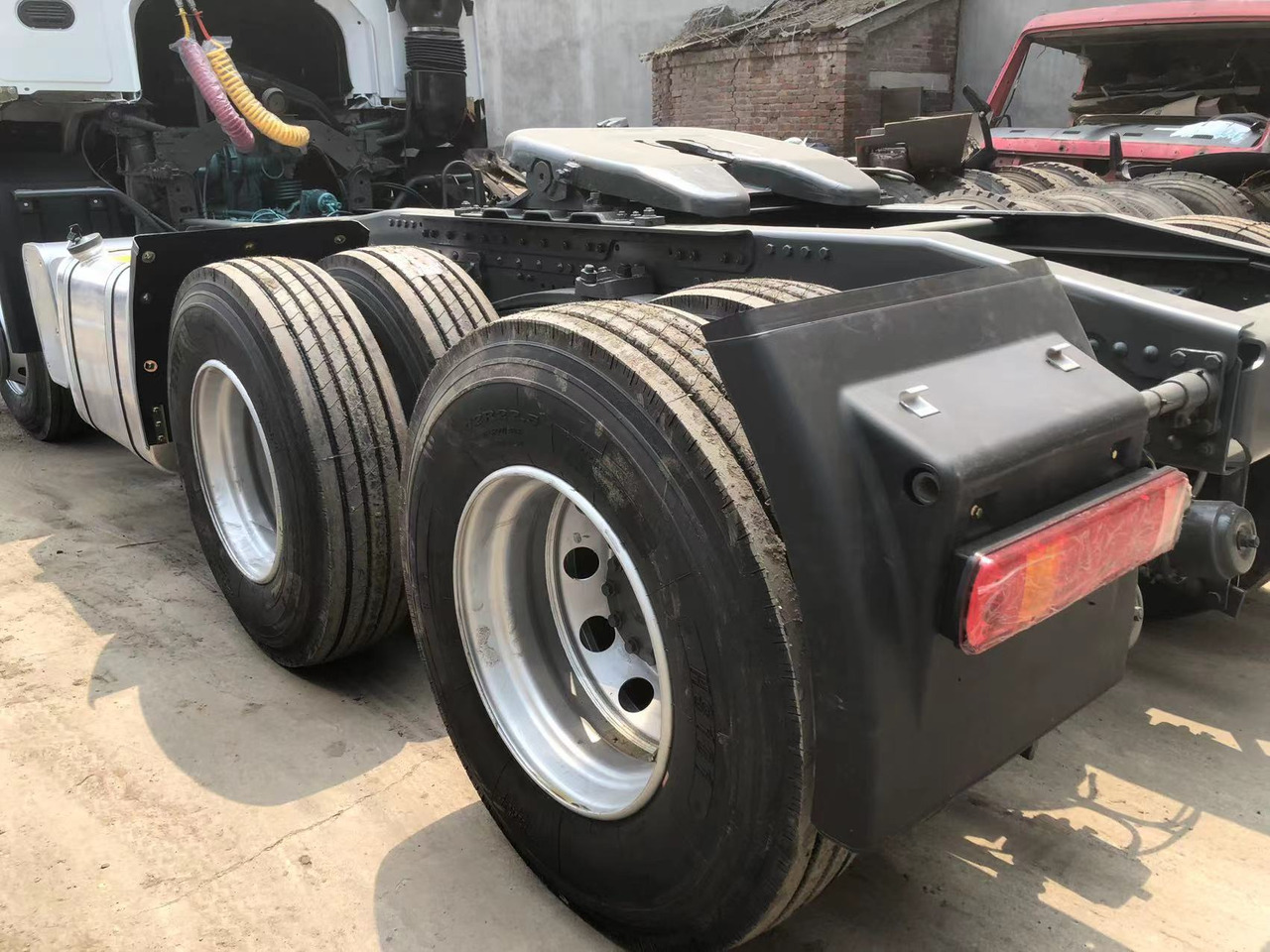 Howo HOWO 371 - יחידת טרקטור: תמונה 3 Howo HOWO 371 - יחידת טרקטור: תמונה 3