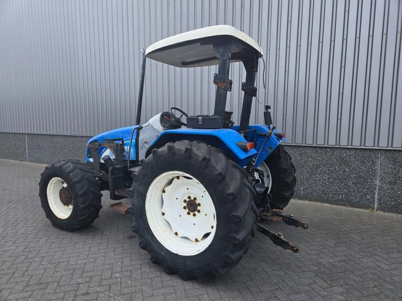 New Holland TL 90 A - טרקטור חקלאי: תמונה 3 New Holland TL 90 A - טרקטור חקלאי: תמונה 3