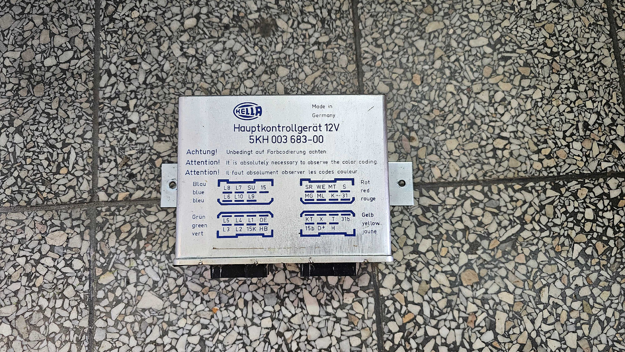 Sterownik kombajn Deutz Fahr 5HK003683 0626_2035 - חלקי חילוף עבור מכונה חקלאית: תמונה 1 Sterownik kombajn Deutz Fahr 5HK003683 0626_2035 - חלקי חילוף עבור מכונה חקלאית: תמונה 1