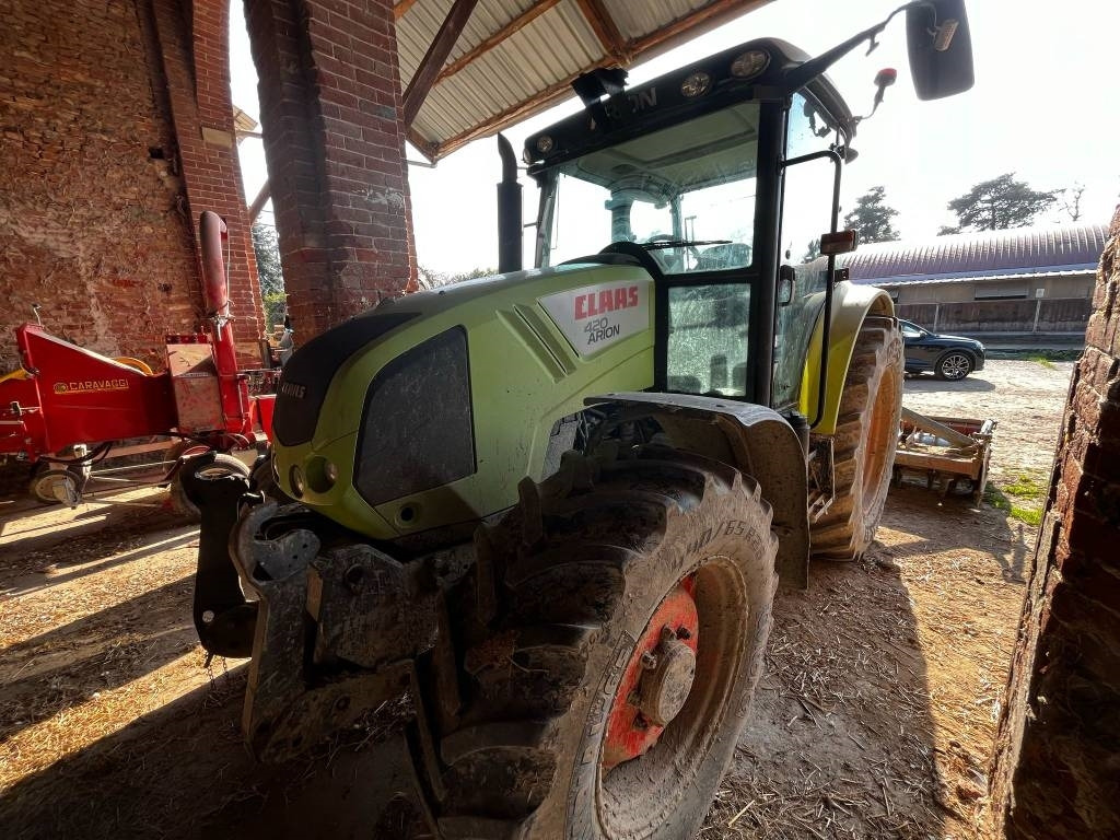 Claas Arion 420 - טרקטור חקלאי: תמונה 3 Claas Arion 420 - טרקטור חקלאי: תמונה 3