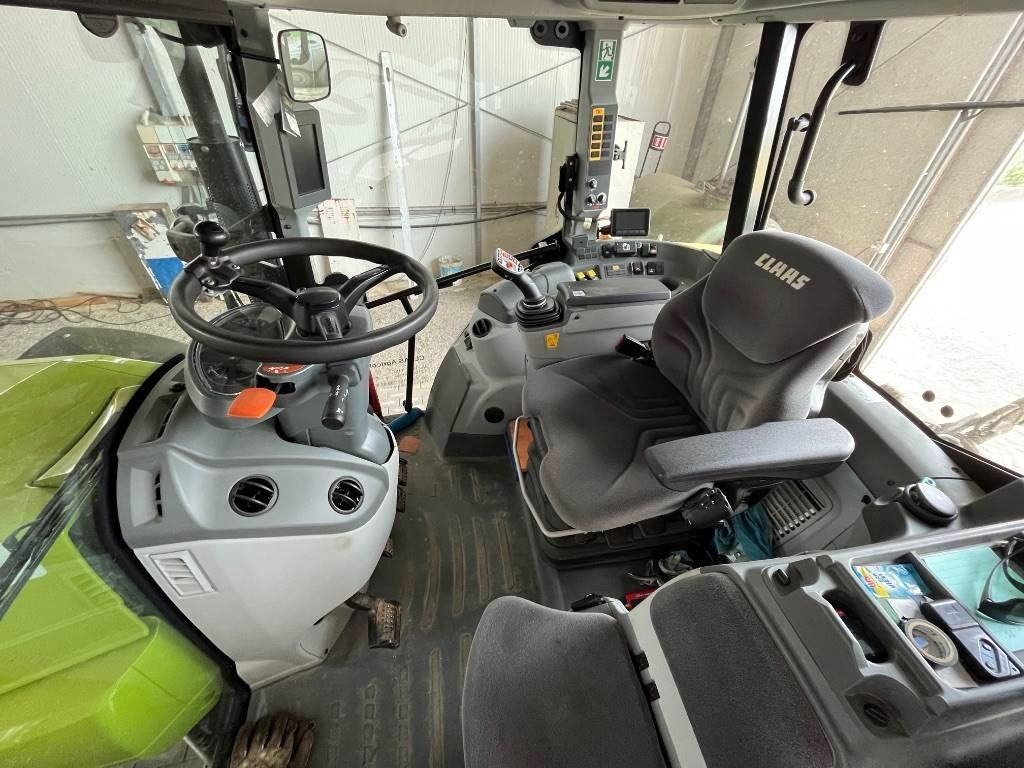 Claas Arion 440  - טרקטור חקלאי: תמונה 2 Claas Arion 440  - טרקטור חקלאי: תמונה 2