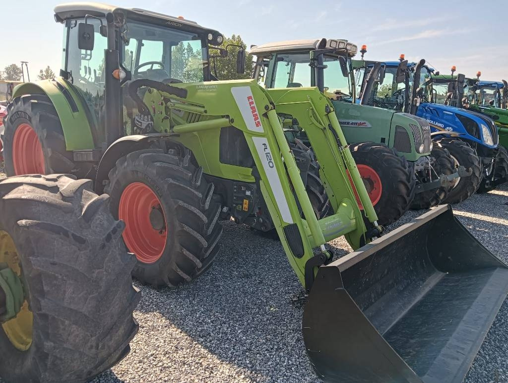 Claas Arion 460 - טרקטור חקלאי: תמונה 1 Claas Arion 460 - טרקטור חקלאי: תמונה 1