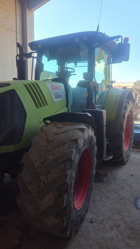 Claas Arion 630 CIS - טרקטור חקלאי: תמונה 4 Claas Arion 630 CIS - טרקטור חקלאי: תמונה 4