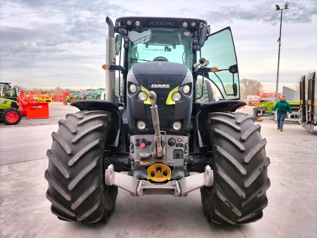 Claas Axion 810 - טרקטור חקלאי: תמונה 2 Claas Axion 810 - טרקטור חקלאי: תמונה 2