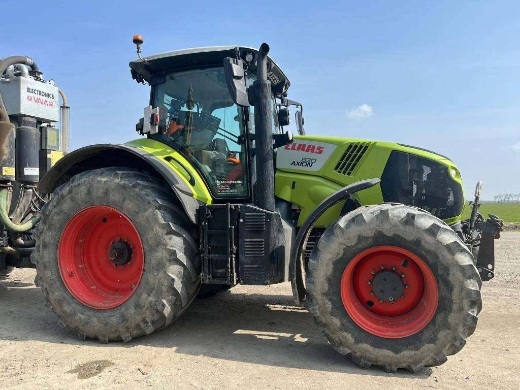 Claas Axion 830 - טרקטור חקלאי: תמונה 1 Claas Axion 830 - טרקטור חקלאי: תמונה 1