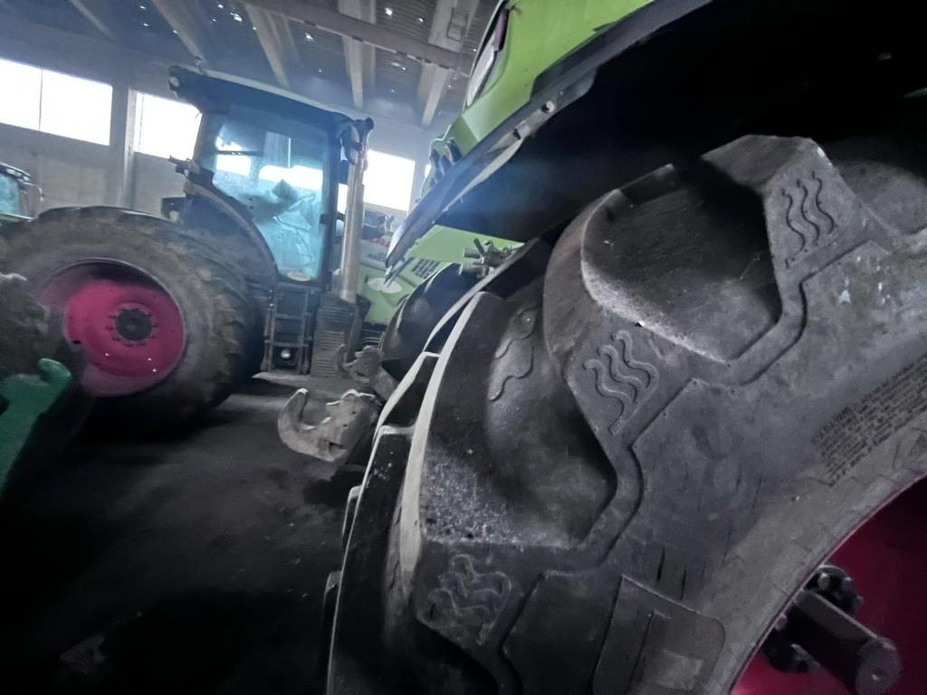 Claas Axion 950 Cmatic - טרקטור חקלאי: תמונה 3 Claas Axion 950 Cmatic - טרקטור חקלאי: תמונה 3
