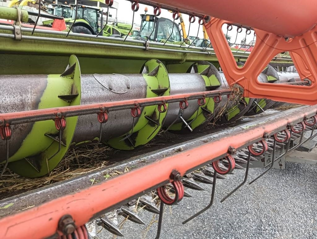 Claas C 750 - צרופת מקצרה: תמונה 2 Claas C 750 - צרופת מקצרה: תמונה 2