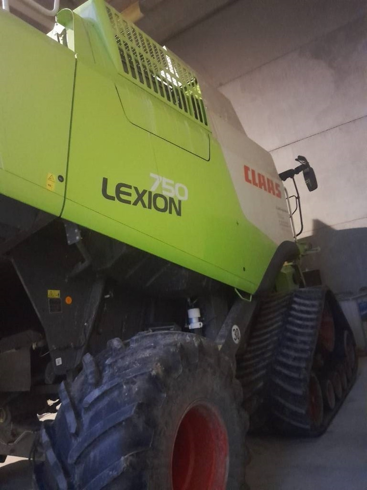 מקצרת קומבינה Claas LEXION 750 RISO: תמונה 7