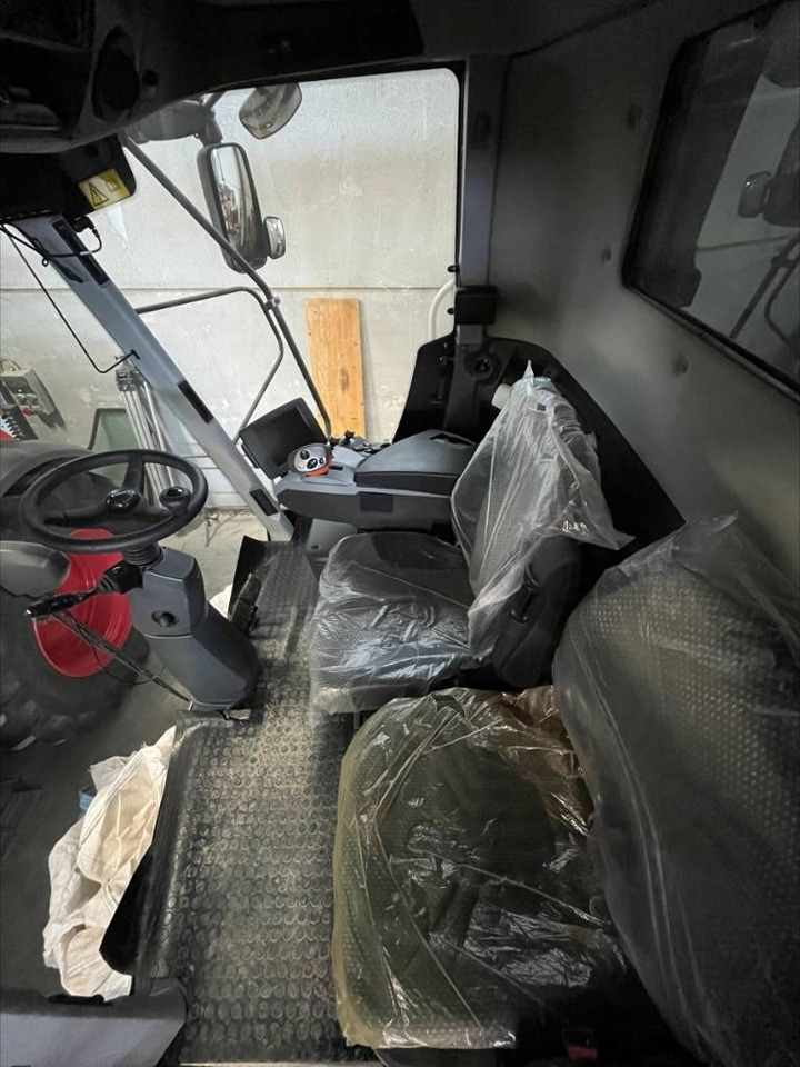 Claas Lexion 760 TT  - מקצרת קומבינה: תמונה 3 Claas Lexion 760 TT  - מקצרת קומבינה: תמונה 3