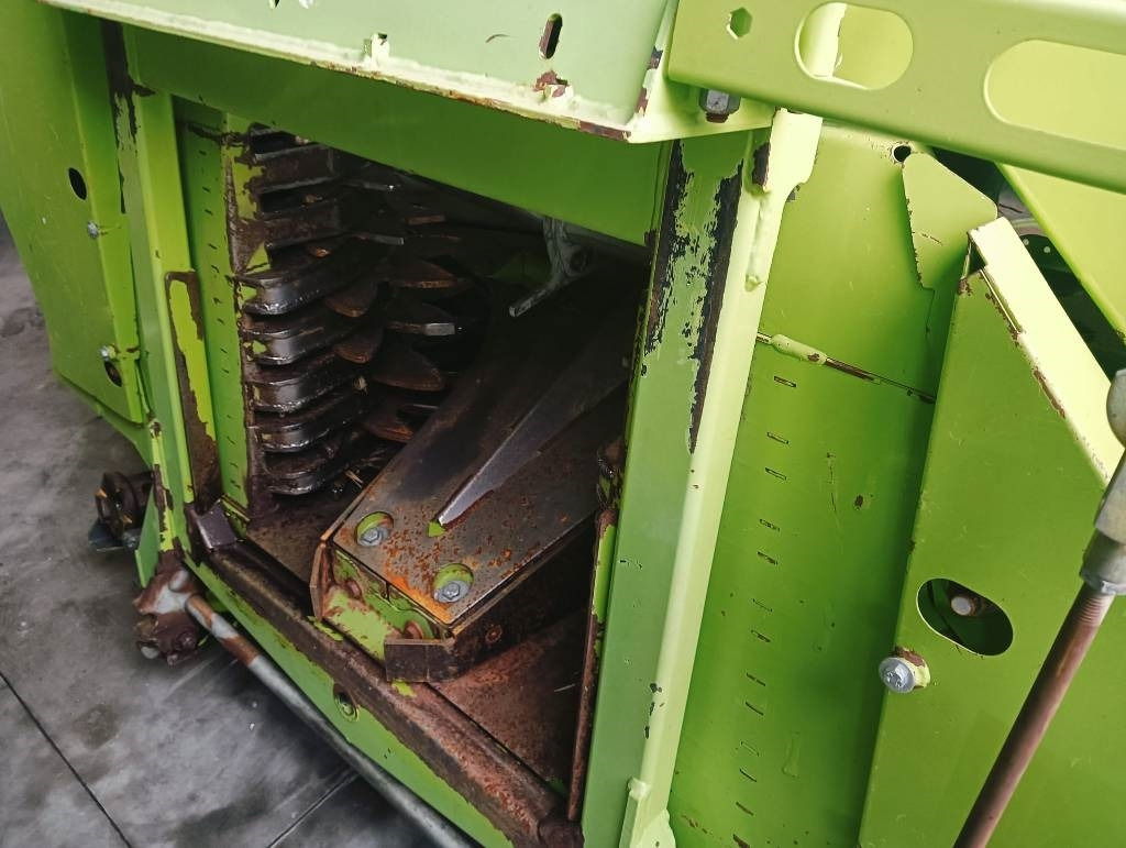 Claas Orbis 750 - ציוד חציר ומספוא: תמונה 5 Claas Orbis 750 - ציוד חציר ומספוא: תמונה 5