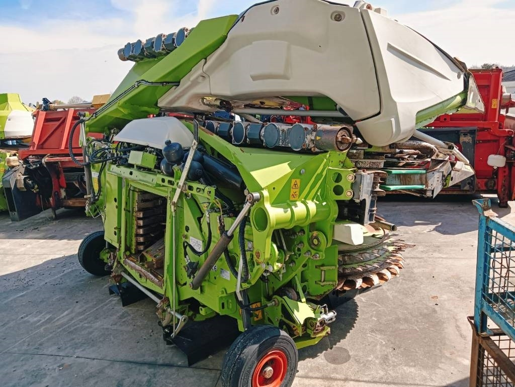 Claas Orbis 900 - ציוד חציר ומספוא: תמונה 2 Claas Orbis 900 - ציוד חציר ומספוא: תמונה 2