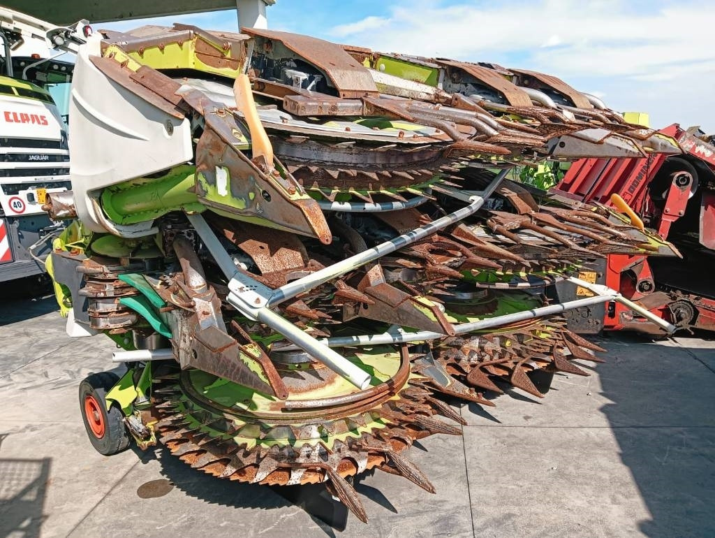 Claas Orbis 900 - ציוד חציר ומספוא: תמונה 1 Claas Orbis 900 - ציוד חציר ומספוא: תמונה 1