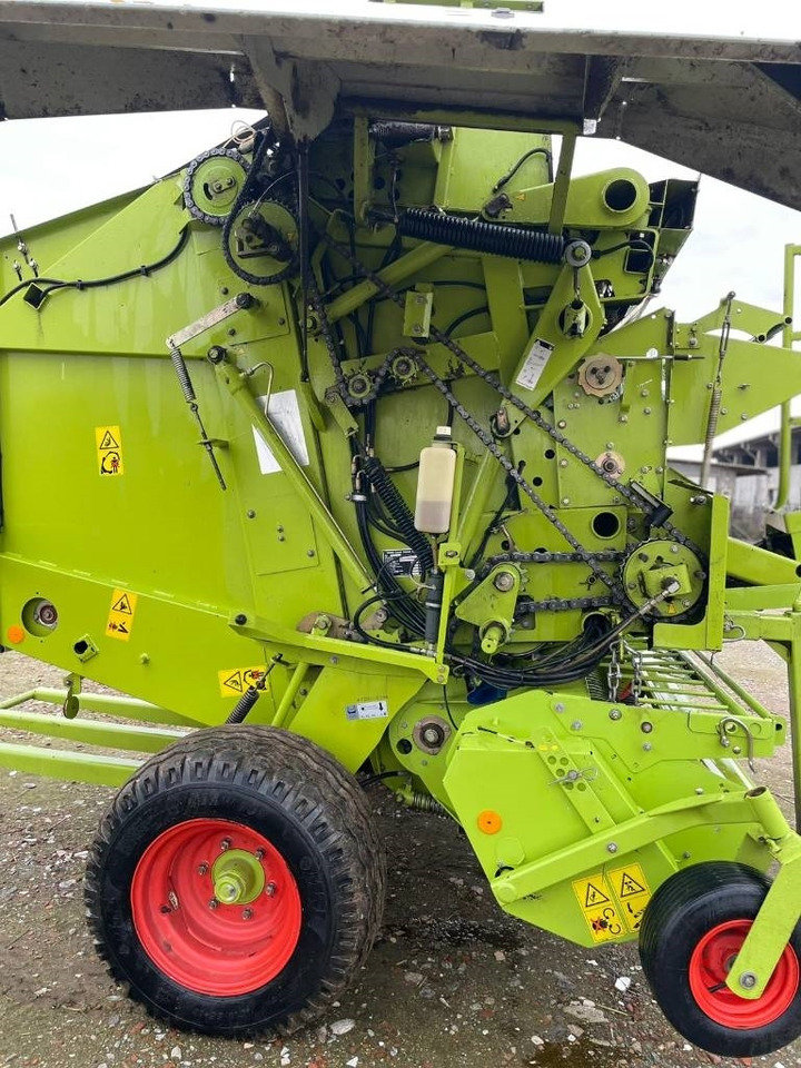 Claas Variant 280 - מכונת צרור עגולה: תמונה 3 Claas Variant 280 - מכונת צרור עגולה: תמונה 3