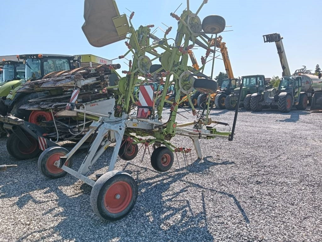 Claas Volto 900 T - גורף/ מגרפה: תמונה 4 Claas Volto 900 T - גורף/ מגרפה: תמונה 4