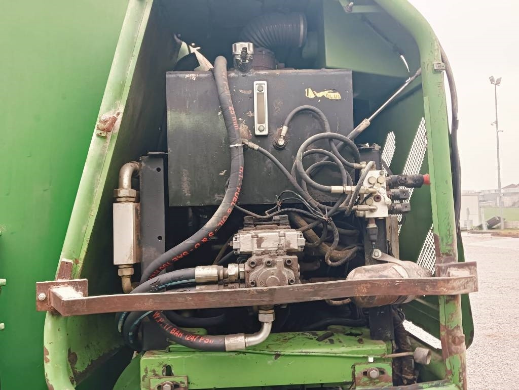 Faresin LEADER 2600 - עגלת מערבל מספוא: תמונה 4 Faresin LEADER 2600 - עגלת מערבל מספוא: תמונה 4