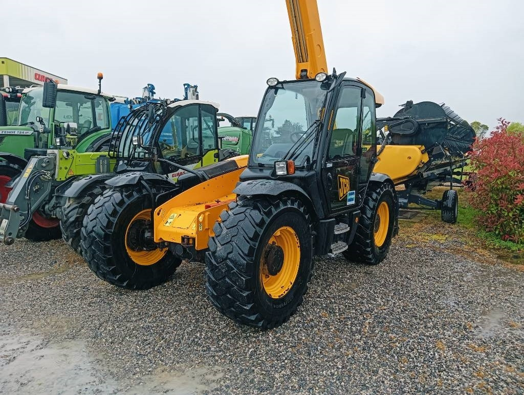 JCB 531-70 Agri Super - מפעיל טלסקופי: תמונה 3 JCB 531-70 Agri Super - מפעיל טלסקופי: תמונה 3