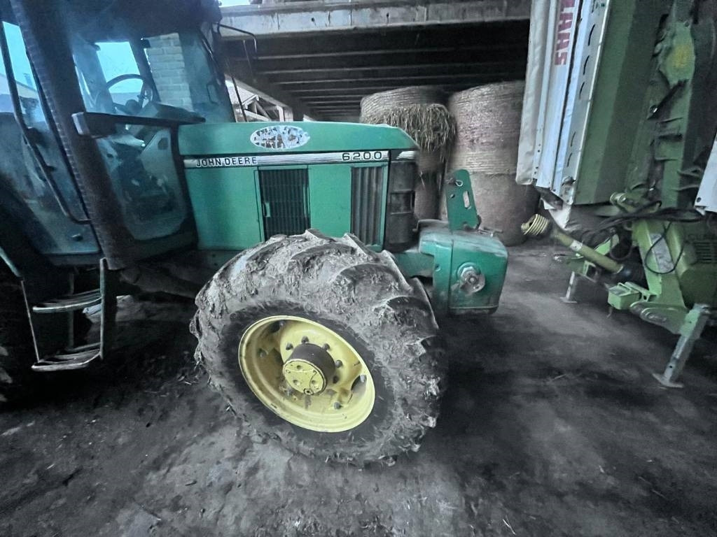 John Deere 6200 - טרקטור חקלאי: תמונה 2 John Deere 6200 - טרקטור חקלאי: תמונה 2