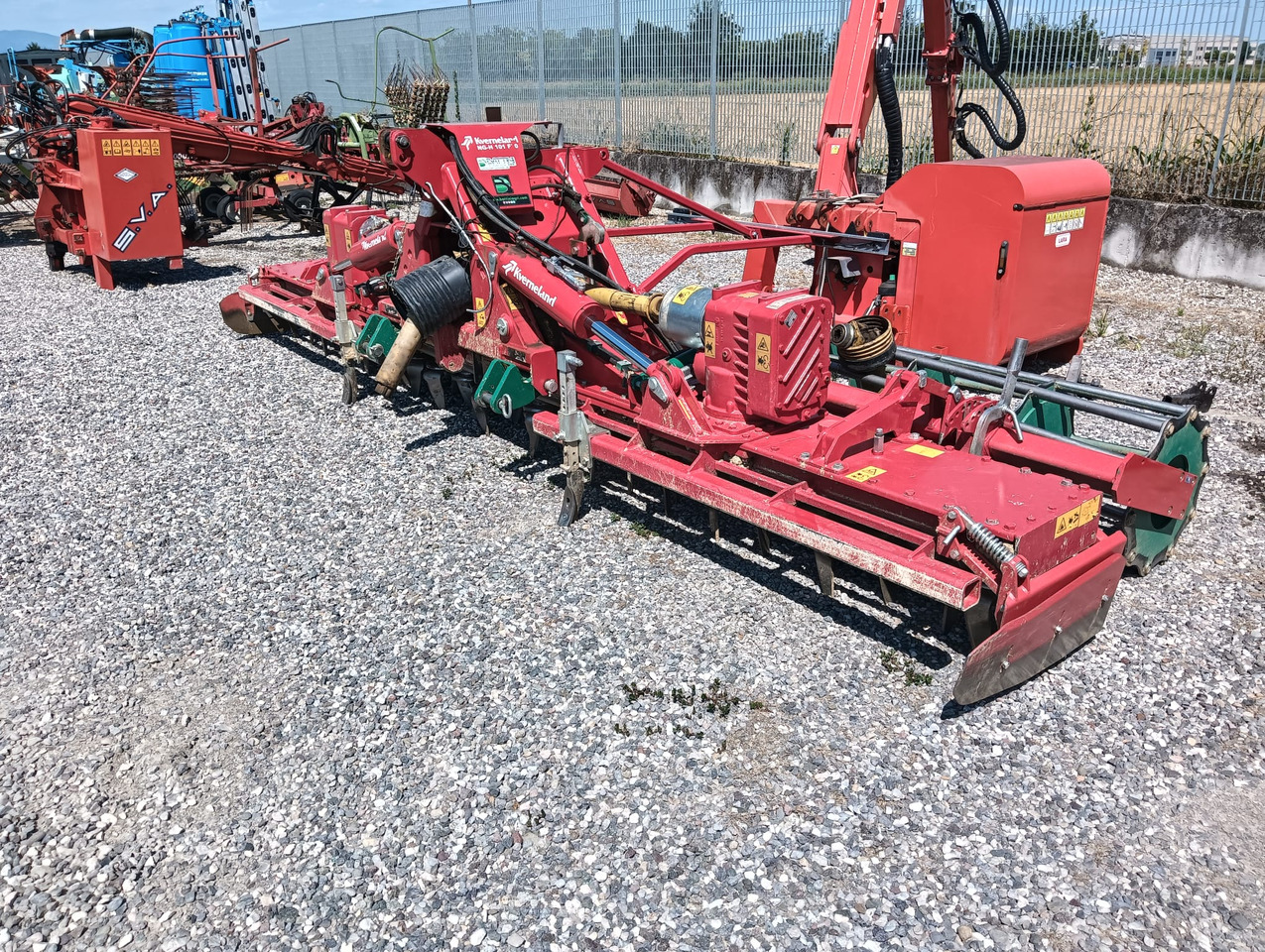 KVERNELAND NG-H 101 F30 - משדדת כוח: תמונה 4 KVERNELAND NG-H 101 F30 - משדדת כוח: תמונה 4