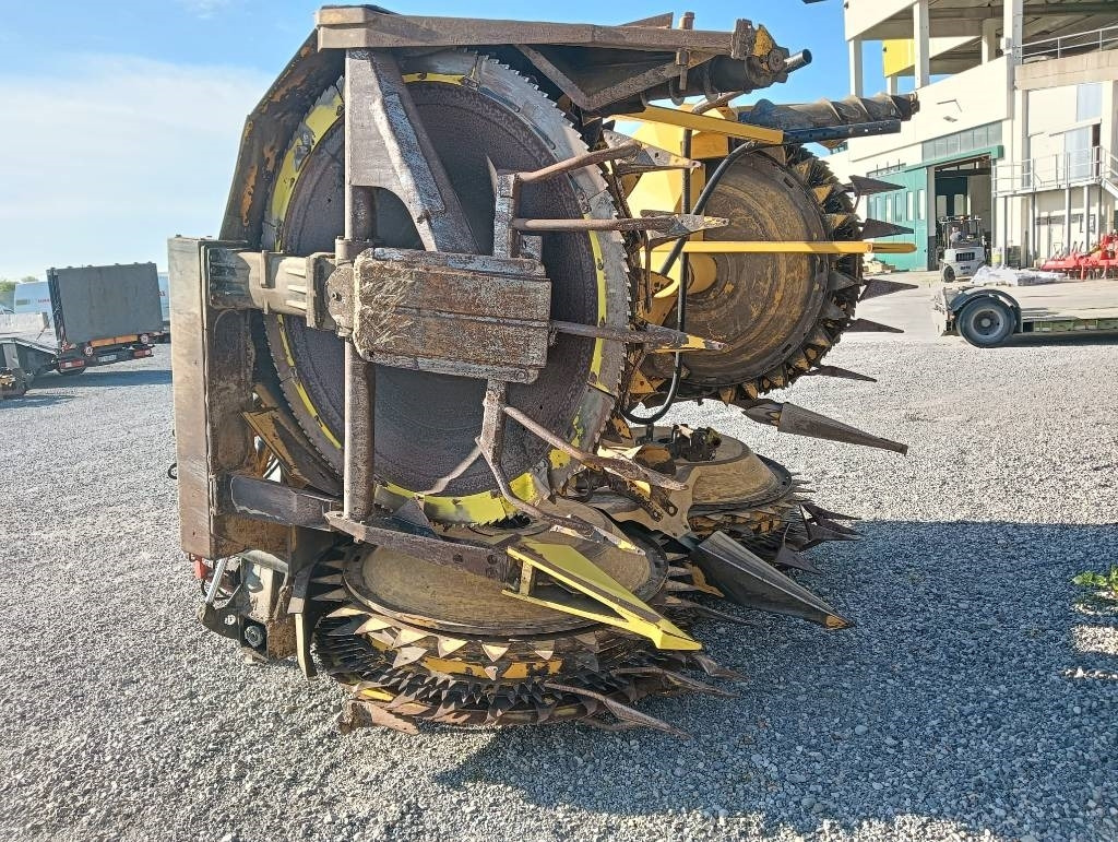 Kemper 460 - מקצרת מספוא: תמונה 1 Kemper 460 - מקצרת מספוא: תמונה 1
