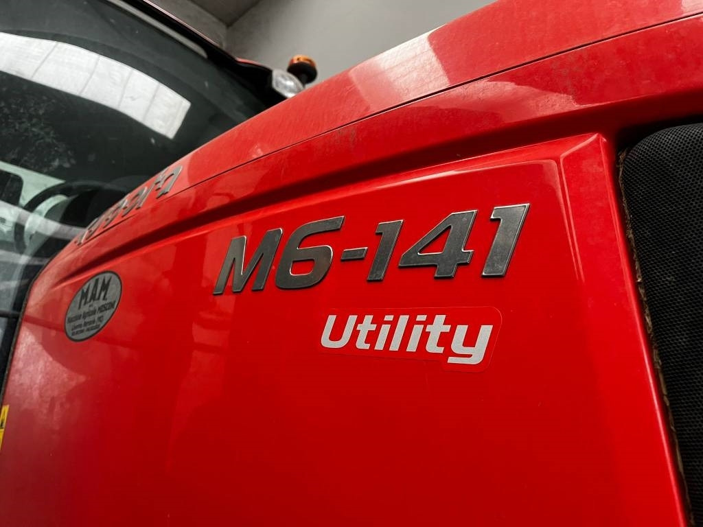 Kubota M 6-141 - טרקטור חקלאי: תמונה 4 Kubota M 6-141 - טרקטור חקלאי: תמונה 4