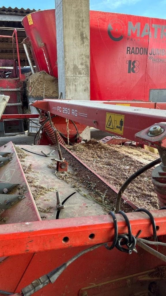 Kuhn FC 250 R G - מכסחה: תמונה 4 Kuhn FC 250 R G - מכסחה: תמונה 4