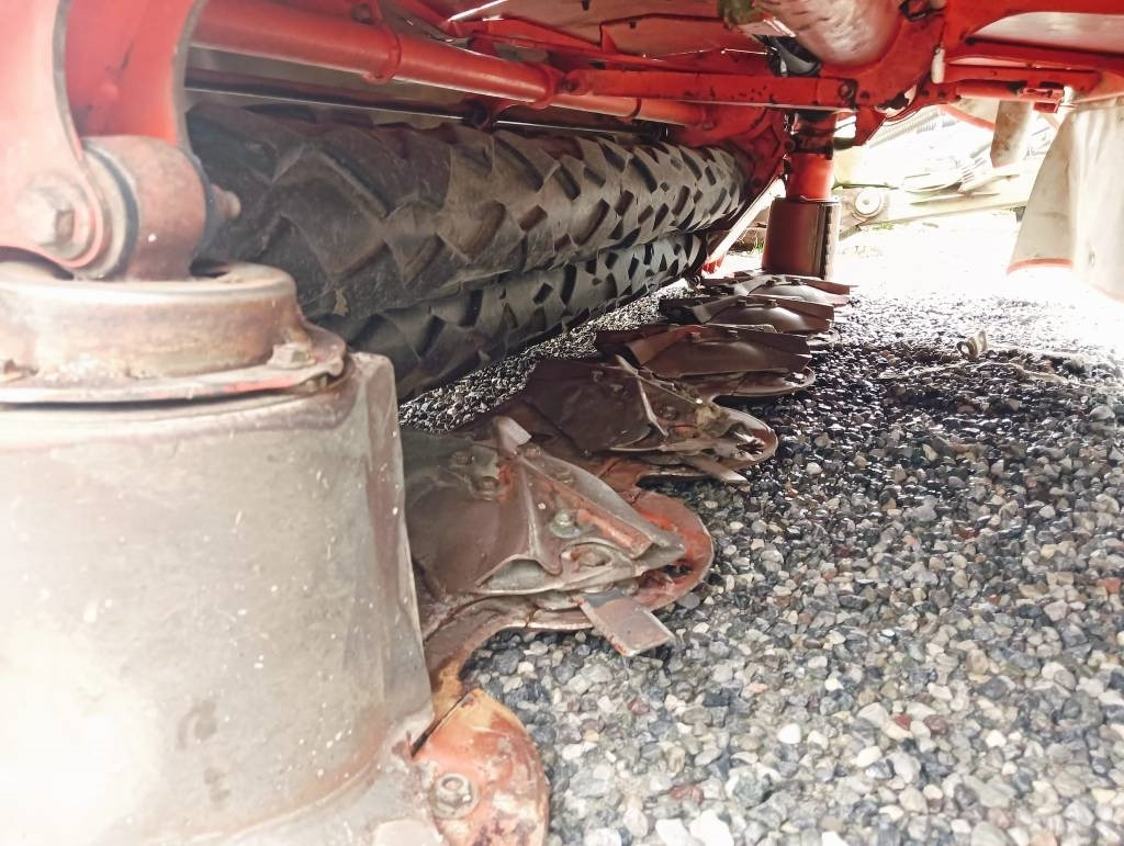 Kuhn FC 3125 - מכסחה: תמונה 5 Kuhn FC 3125 - מכסחה: תמונה 5