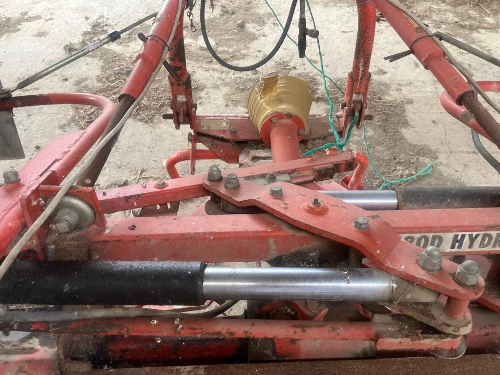 Lely TH 680  - גורף/ מגרפה: תמונה 3 Lely TH 680  - גורף/ מגרפה: תמונה 3