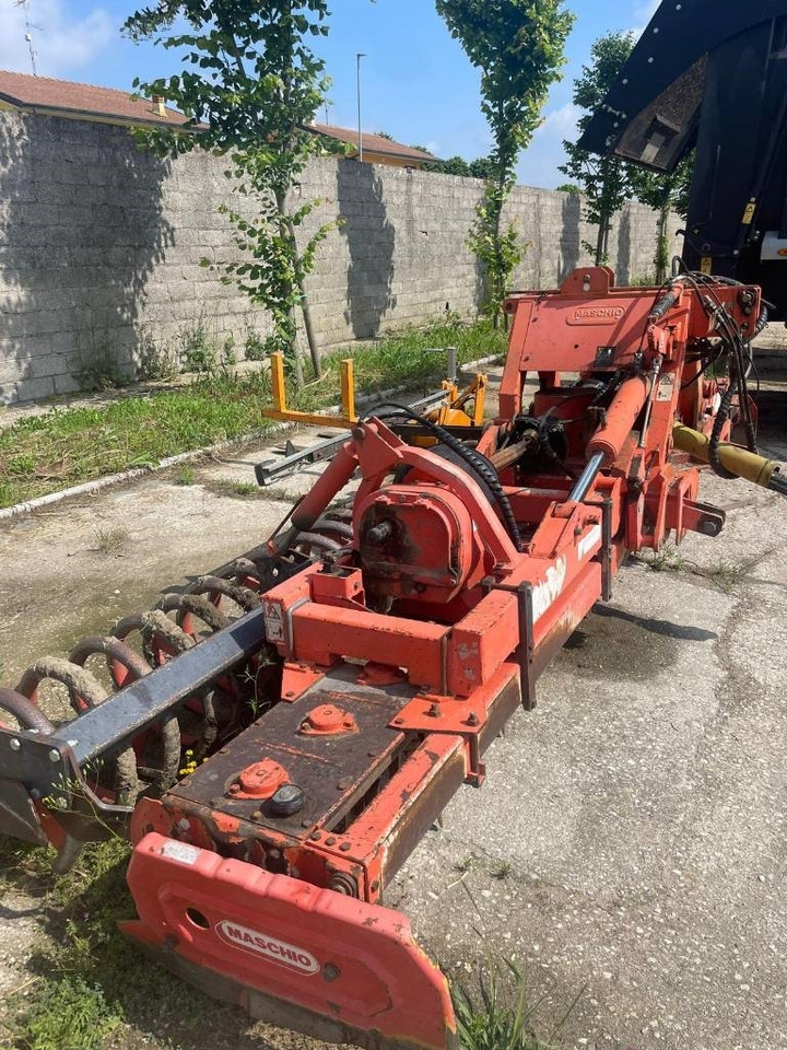 Maschio Aquila 5000 - משדדת כוח: תמונה 1 Maschio Aquila 5000 - משדדת כוח: תמונה 1