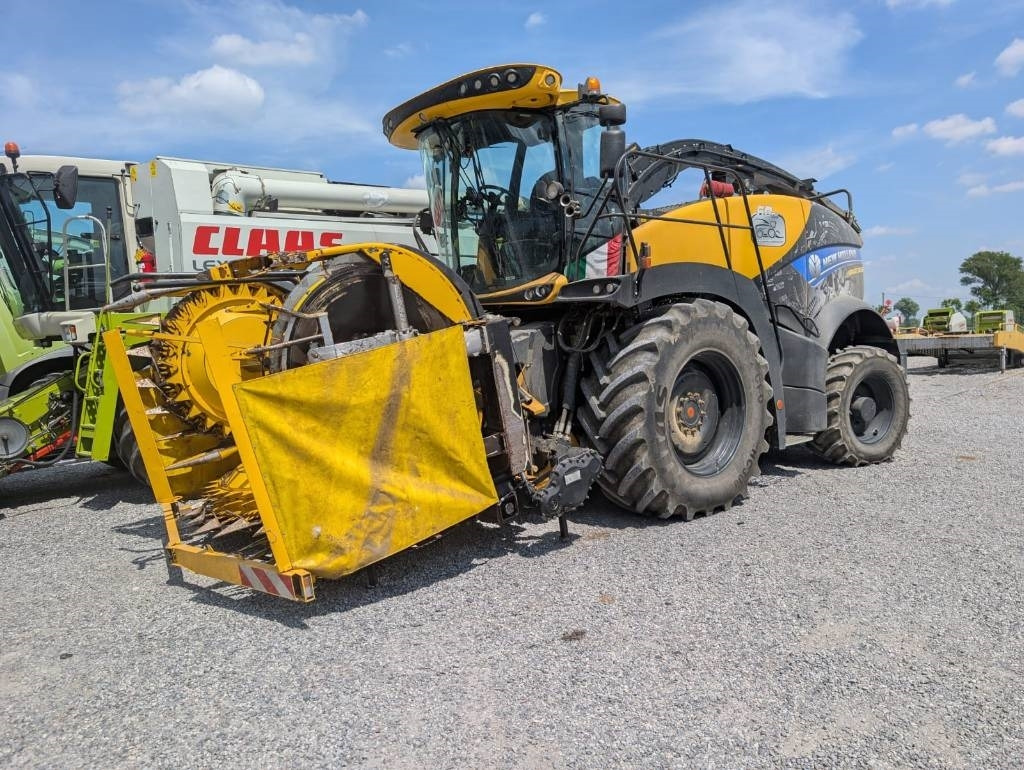 New Holland FR 650 - מקצרת מספוא: תמונה 1 New Holland FR 650 - מקצרת מספוא: תמונה 1