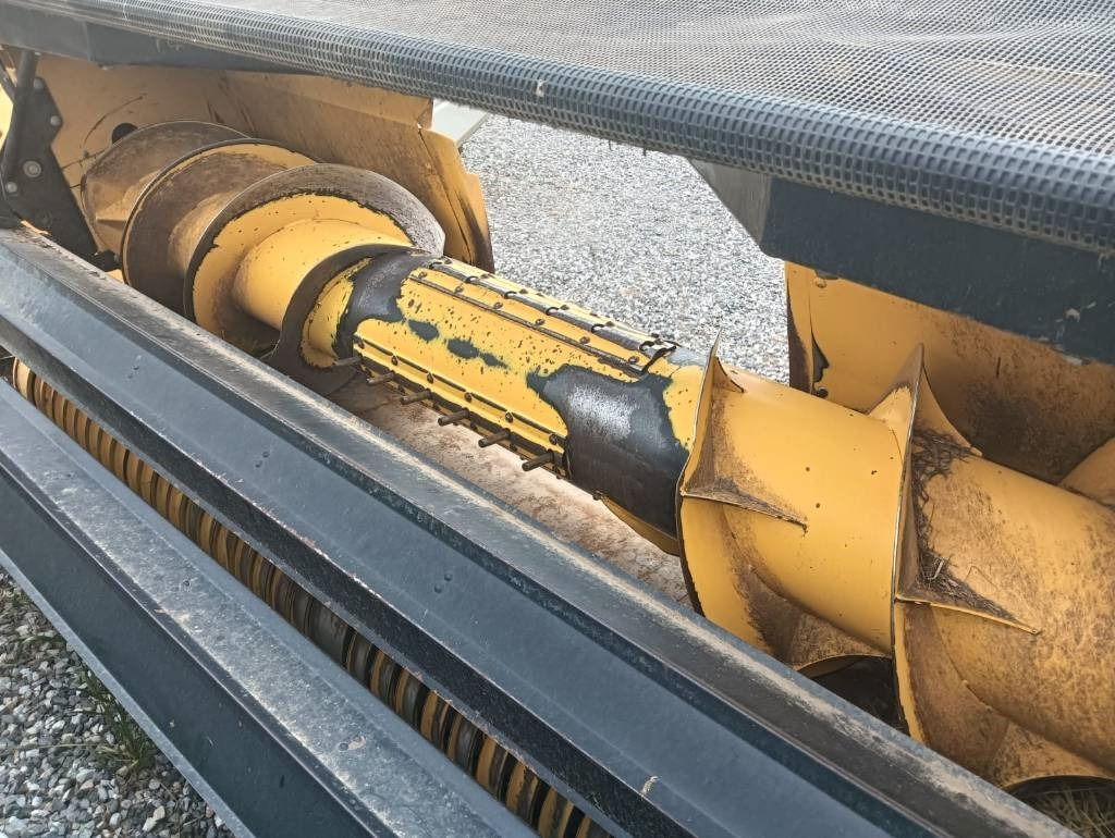 New Holland PICK UP 3 MT - ציוד חציר ומספוא: תמונה 2 New Holland PICK UP 3 MT - ציוד חציר ומספוא: תמונה 2