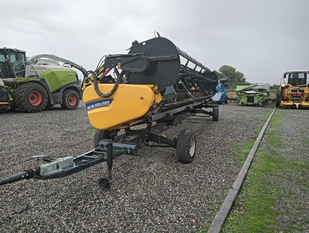 New Holland SOIA A TAPPETI FLEX 9 MT - צרופת מקצרה: תמונה 3 New Holland SOIA A TAPPETI FLEX 9 MT - צרופת מקצרה: תמונה 3