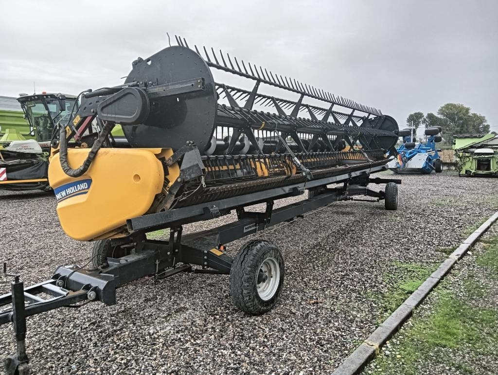 צרופת מקצרה New Holland SOIA A TAPPETI FLEX 9 MT: תמונה 7 צרופת מקצרה New Holland SOIA A TAPPETI FLEX 9 MT: תמונה 7