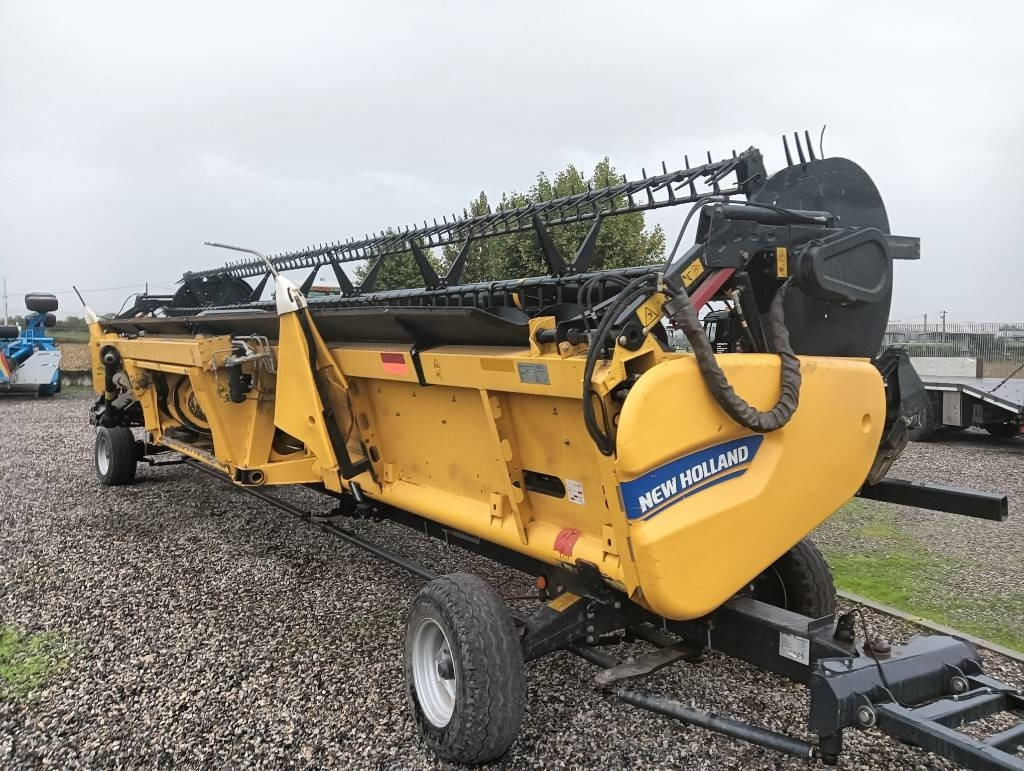 New Holland SOIA A TAPPETI FLEX 9 MT - צרופת מקצרה: תמונה 4 New Holland SOIA A TAPPETI FLEX 9 MT - צרופת מקצרה: תמונה 4