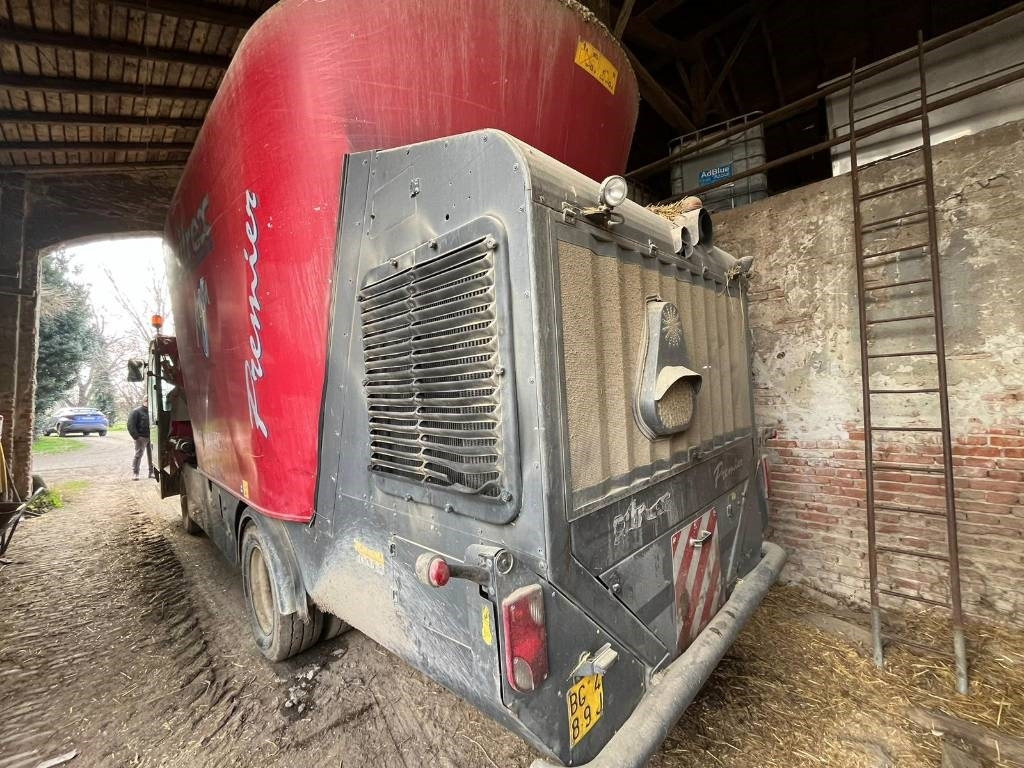 Sitrex MAXI 270 - עגלת מערבל מספוא: תמונה 3 Sitrex MAXI 270 - עגלת מערבל מספוא: תמונה 3