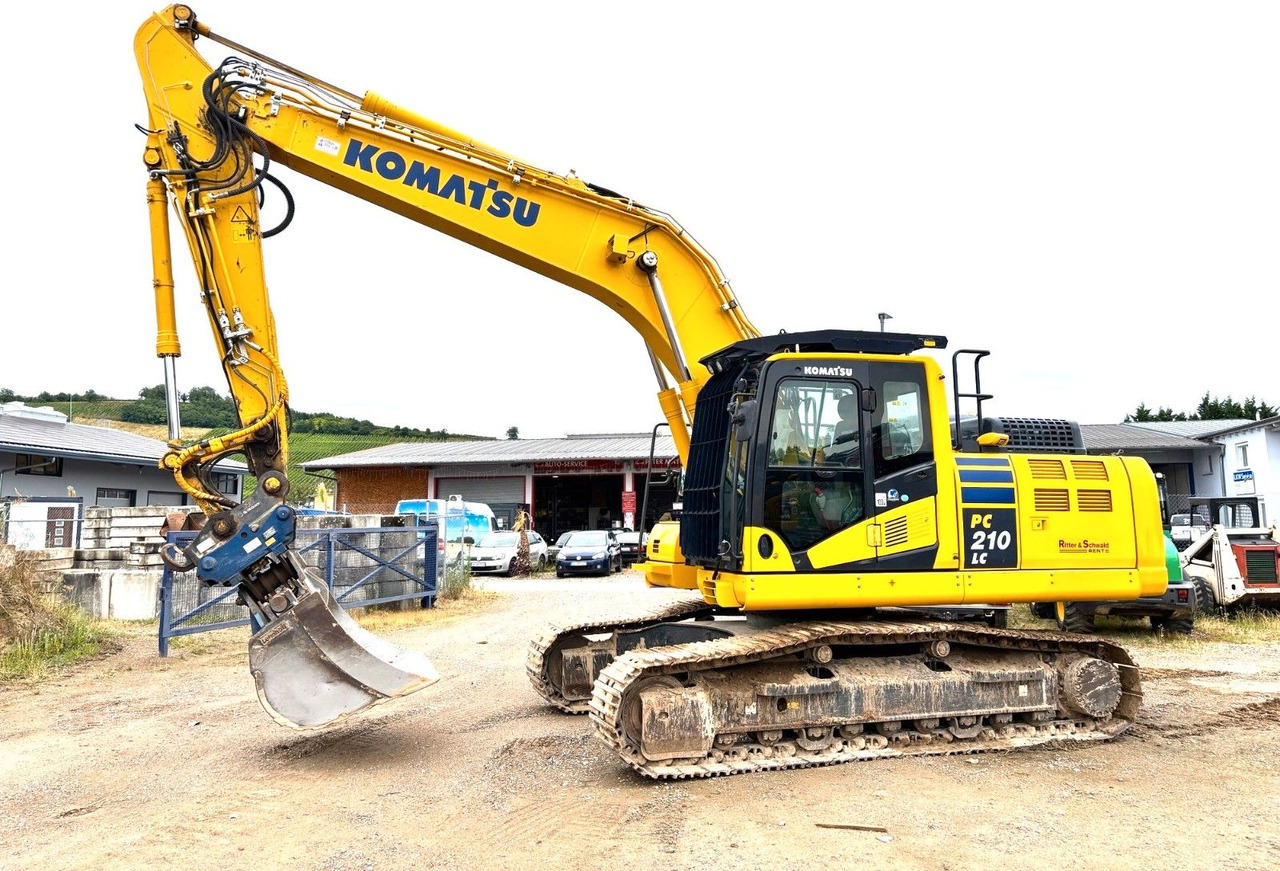 Komatsu PC210LC-11E0 - מחפר סורק: תמונה 1 Komatsu PC210LC-11E0 - מחפר סורק: תמונה 1