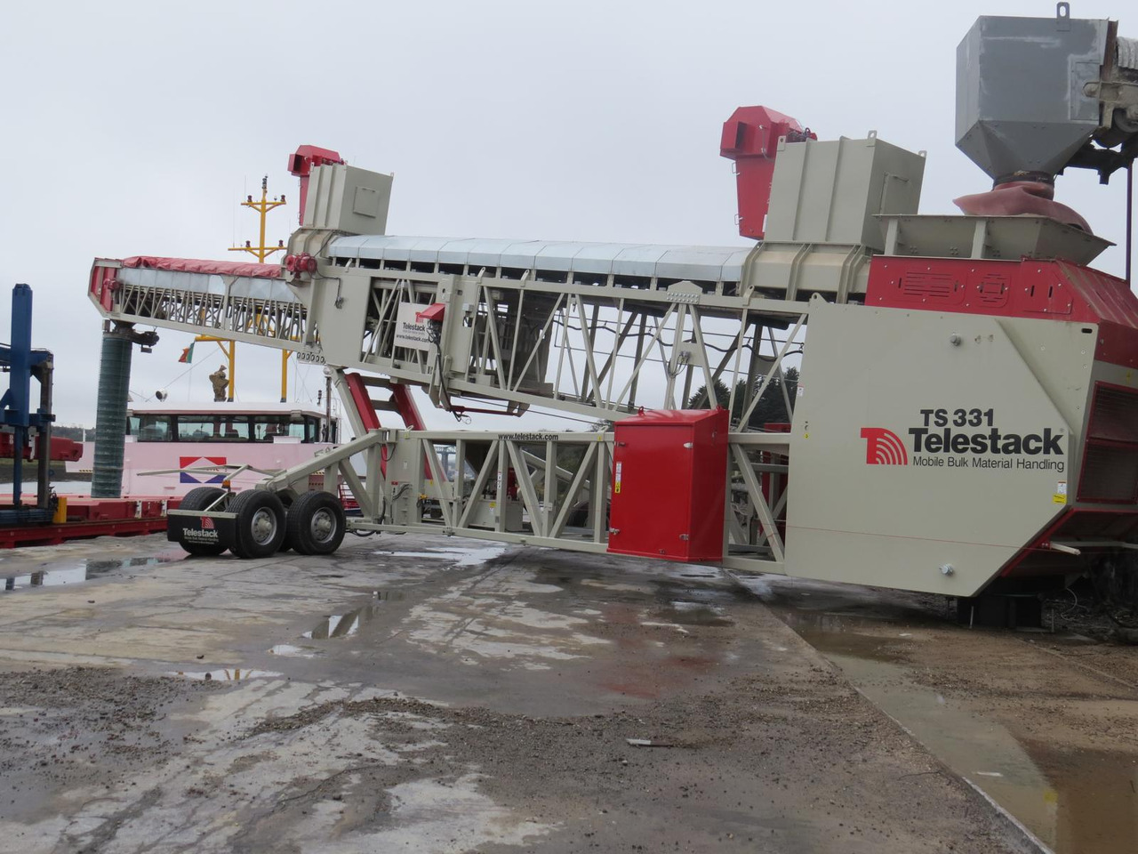 Telestack TS331 Ship Loading Conveyor - מפעיל טלסקופי: תמונה 1 Telestack TS331 Ship Loading Conveyor - מפעיל טלסקופי: תמונה 1