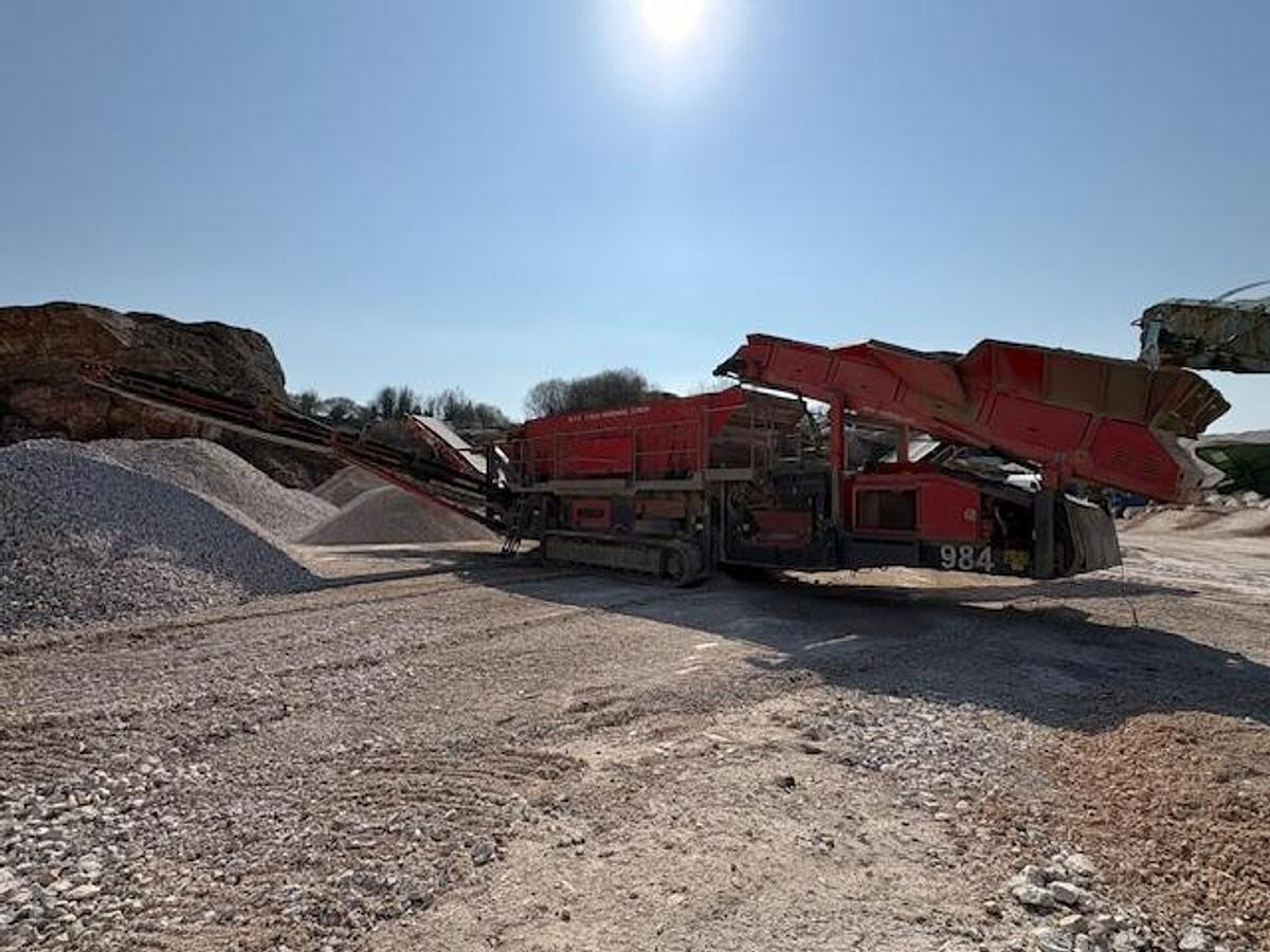 Terex Finlay 2015 Terex Finlay 984 - משקף: תמונה 2 Terex Finlay 2015 Terex Finlay 984 - משקף: תמונה 2