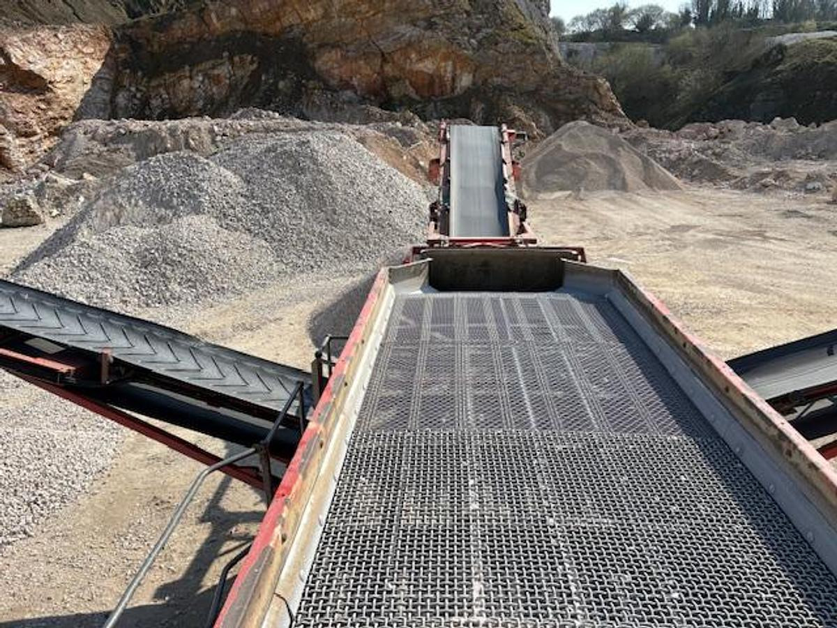 Terex Finlay 2015 Terex Finlay 984 - משקף: תמונה 4 Terex Finlay 2015 Terex Finlay 984 - משקף: תמונה 4