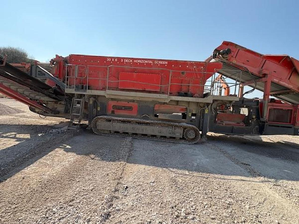 Terex Finlay 2015 Terex Finlay 984 - משקף: תמונה 3 Terex Finlay 2015 Terex Finlay 984 - משקף: תמונה 3